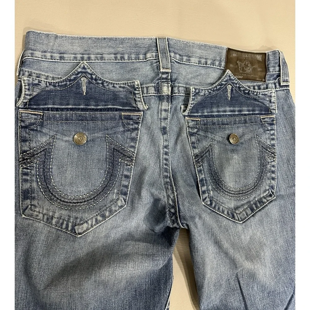 True Religion Mens Blue Jeans Size 38 x 32 Thick Stitch Flap Pockets